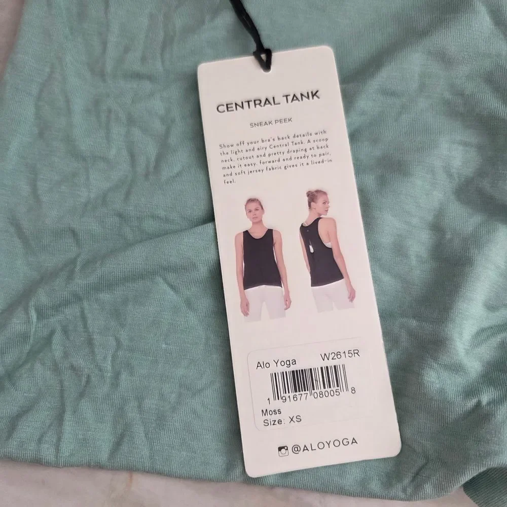 Alo Yoga Central Tank In Color Moss Size XS